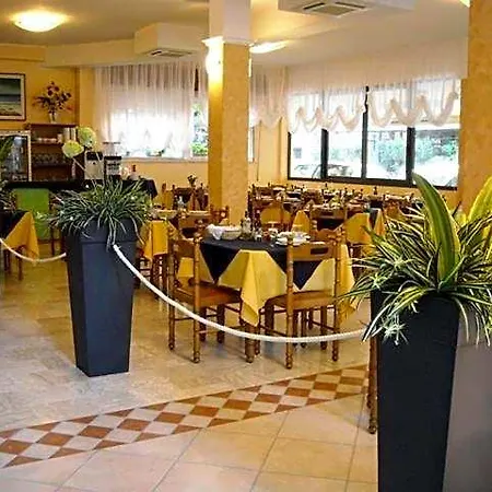 Santo Stefano B&B 벨레지아아지마리나